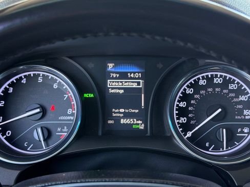 Used 2019 Toyota Camry SE w/ Convenience Package FWD image 25