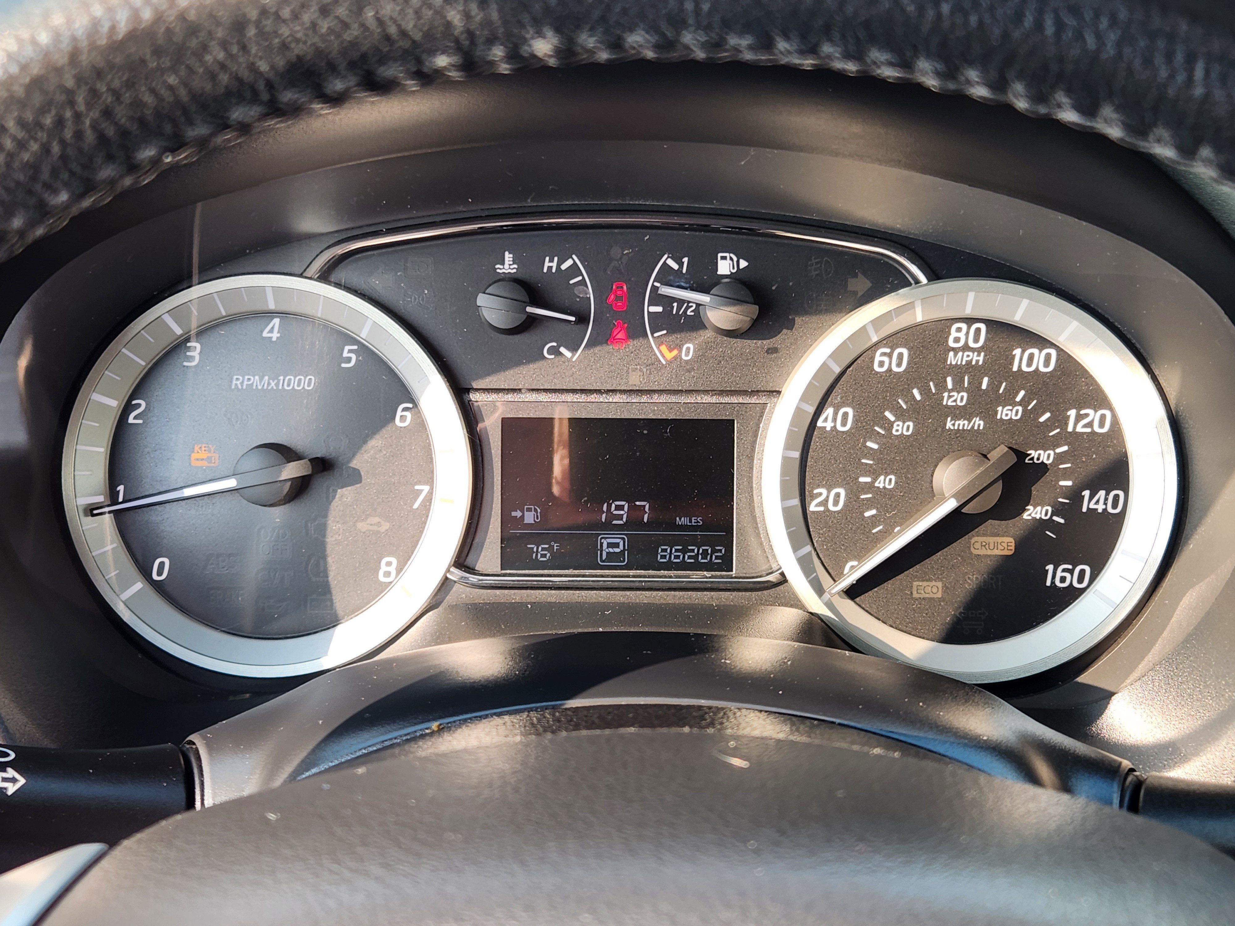 Used 2015 Nissan Sentra SV FWD image 19