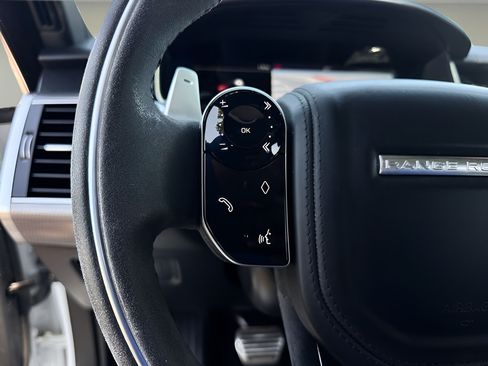 Used 2019 Land Rover Range Rover Sport HST AWD/4WD image 13