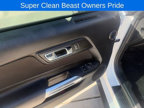 Used 2017 Ford Mustang GT RWD image 18