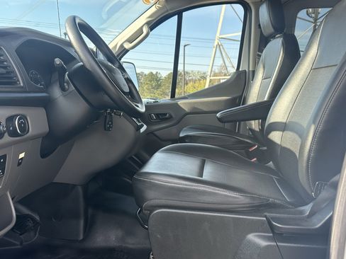 Used 2023 Ford Transit 350 XL image 12