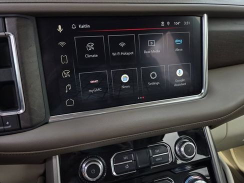 Used 2023 GMC Yukon Denali AWD/4WD image 11