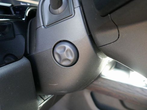 New 2026 GMC Sierra 1500 SLT w/ SLT Premium Plus Package image 16