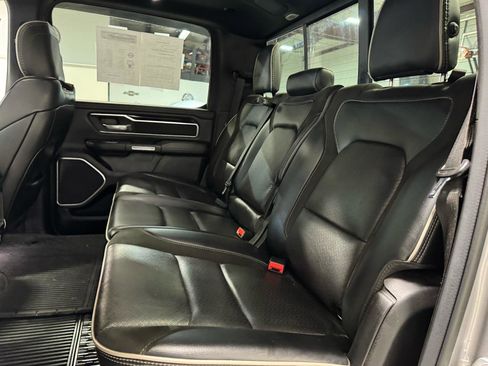 Used 2022 RAM 1500 Laramie w/ Night Edition image 18