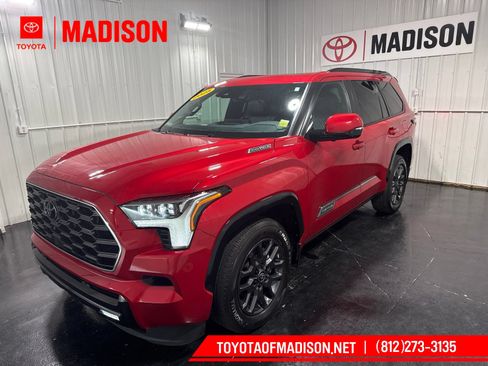 Used 2025 Toyota Sequoia Platinum AWD/4WD image 1