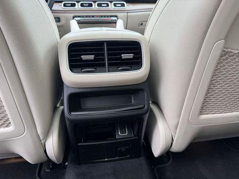 Used 2023 Mercedes-Benz GLE 350 w/ AMG Line Exterior image 18