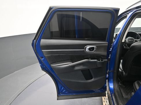 Used 2023 Kia Sorento SX AWD/4WD image 32