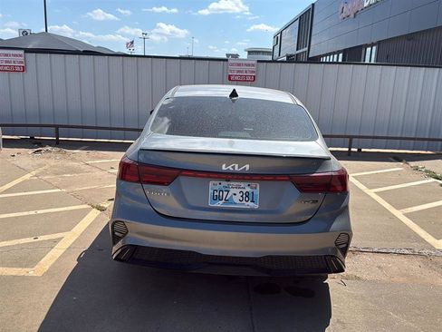 Used 2022 Kia Forte GT-Line w/ GT-Line Premium Package FWD image 10