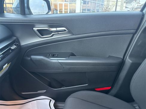 New 2026 Kia Sportage S image 23