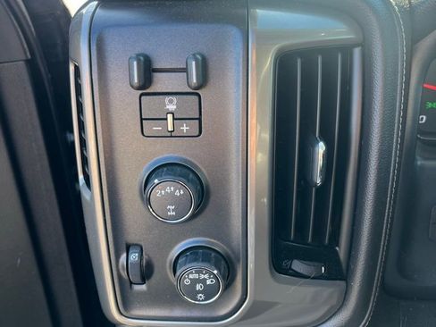 Used 2019 Chevrolet Silverado 2500 High Country w/ Duramax Plus Package image 15