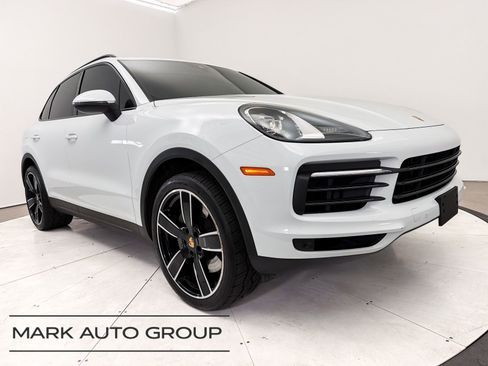 Used 2019 Porsche Cayenne S image 14