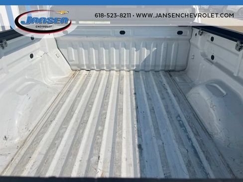 Used 2017 GMC Canyon SLE w/ SLE Convenience Package RWD image 8