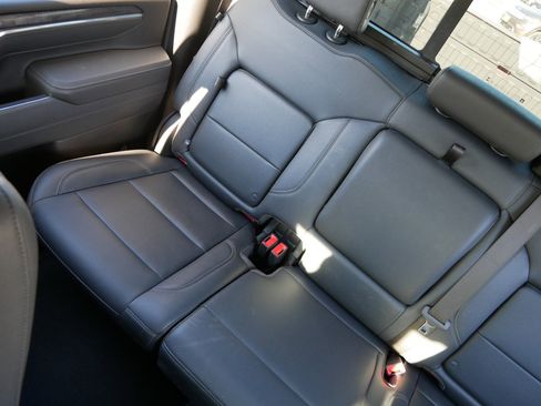 Used 2025 Chevrolet Silverado 3500 LTZ w/ LTZ Plus Package image 12