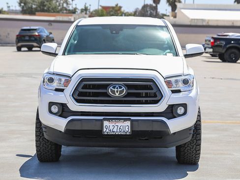 Used 2021 Toyota Tacoma SR5 RWD image 2