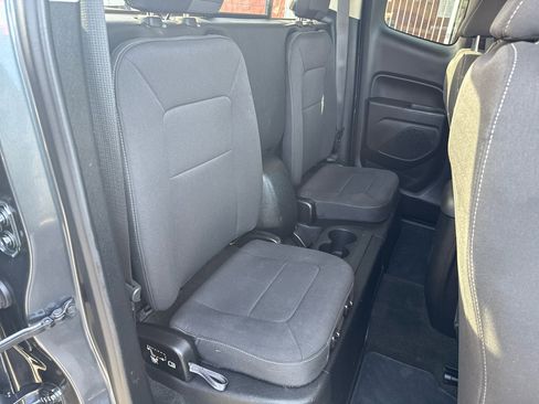 Used 2016 Chevrolet Colorado LT w/ LT Convenience Package image 25