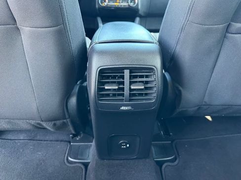 Used 2022 Ford Escape SE w/ Convenience Package FWD image 23