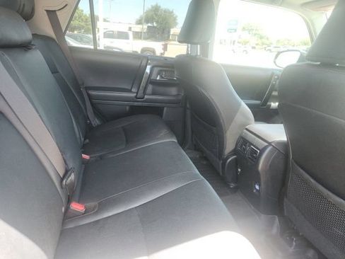 Used 2019 Toyota 4Runner TRD Off-Road Premium AWD/4WD image 13