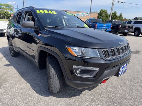 Used 2018 Jeep Compass Trailhawk w/ Leather Interior Group AWD/4WD image 7