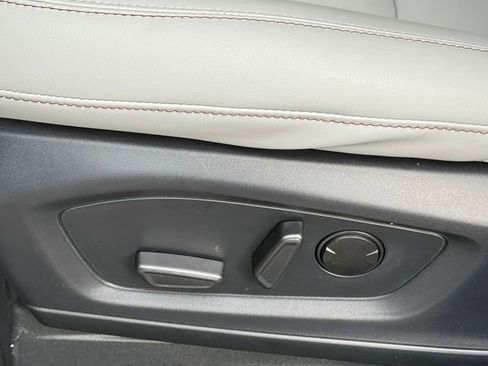 New 2026 Ford Explorer Active w/ Active Comfort Package image 12