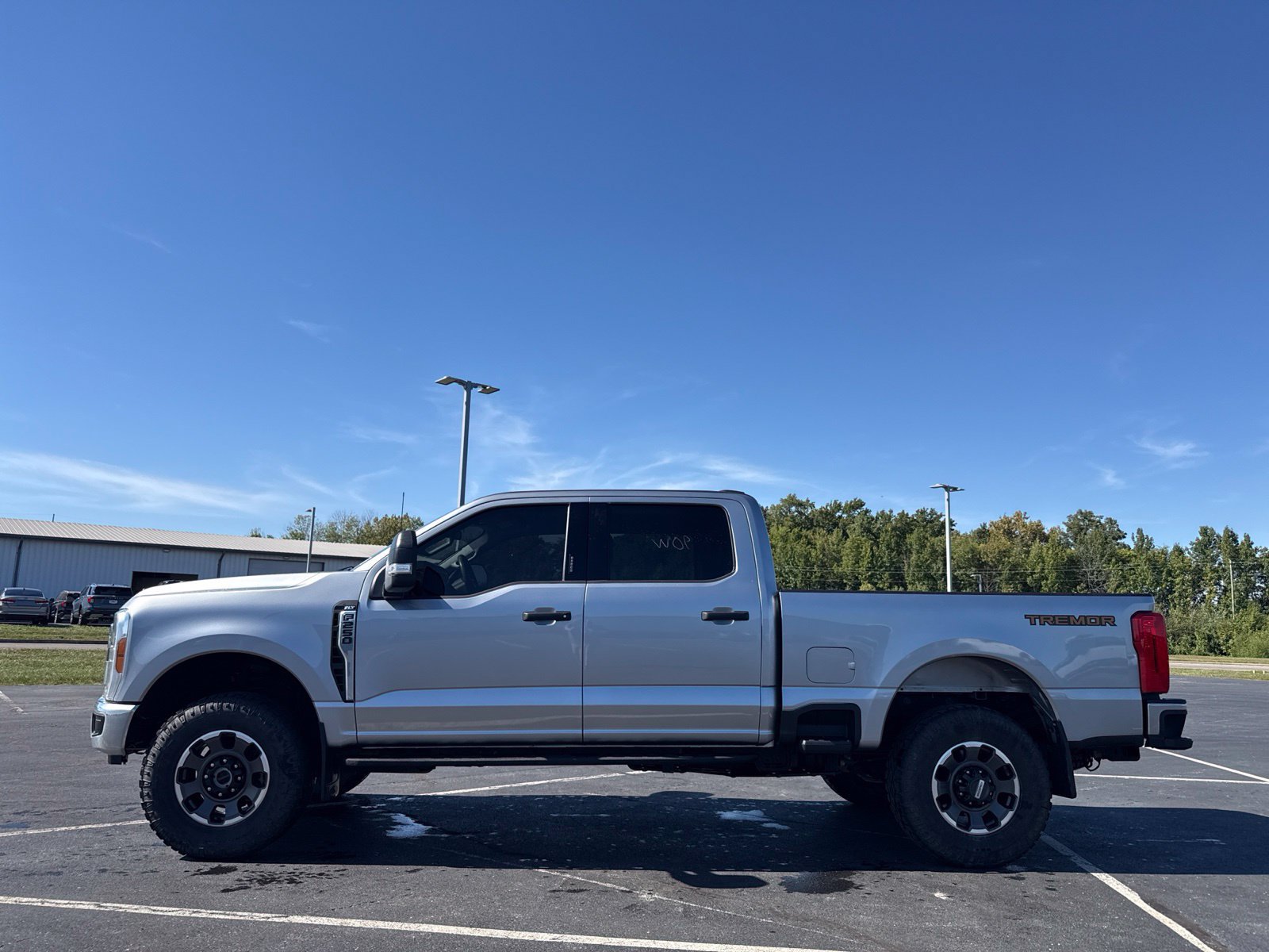 Used 2023 Ford F250 XLT w/ Tremor Off-Road Package AWD/4WD image 6