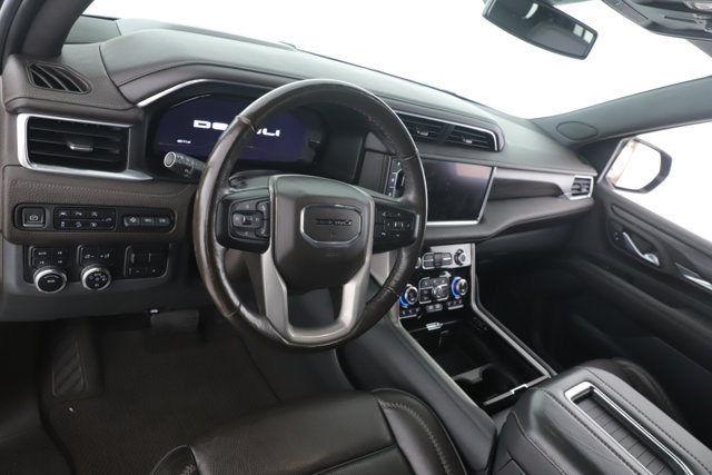 Used 2022 GMC Yukon XL Denali w/ Max Trailering Package AWD/4WD image 18