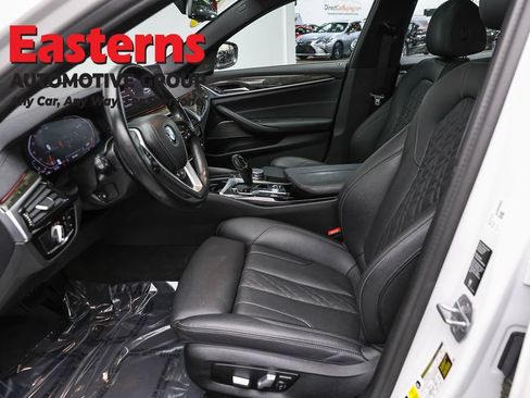 Used 2022 BMW 530i xDrive w/ Premium Package AWD/4WD image 14