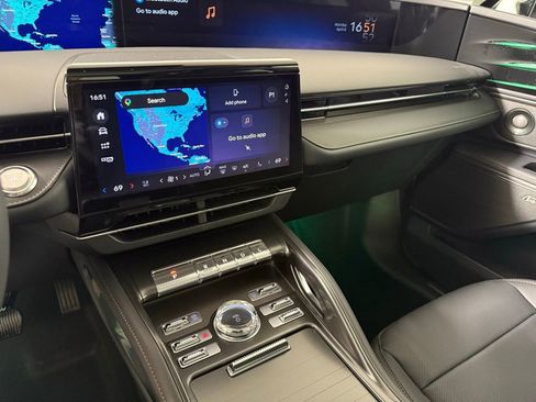 New 2026 Lincoln Nautilus Premier w/ Equipment Group 102A image 27