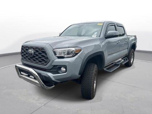 Used 2021 Toyota Tacoma TRD Off-Road AWD/4WD image 2