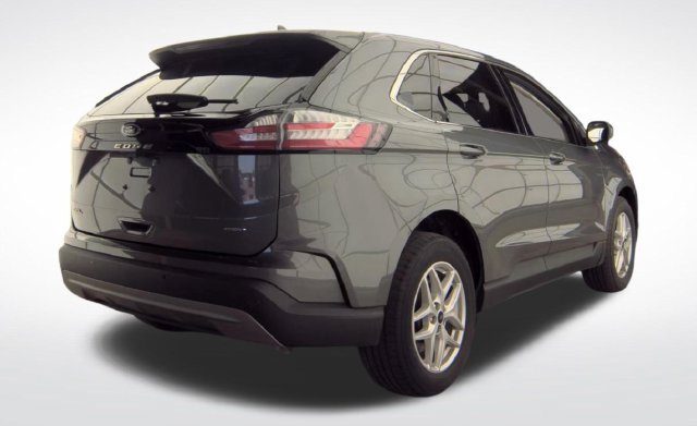 Used 2023 Ford Edge SEL w/ Convenience Package AWD/4WD image 2