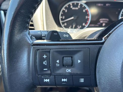 Used 2021 Nissan Rogue SL AWD/4WD image 27