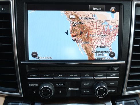 Used 2010 Porsche Panamera 4S image 16