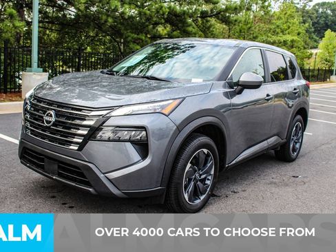 Used 2024 Nissan Rogue SV FWD image 2