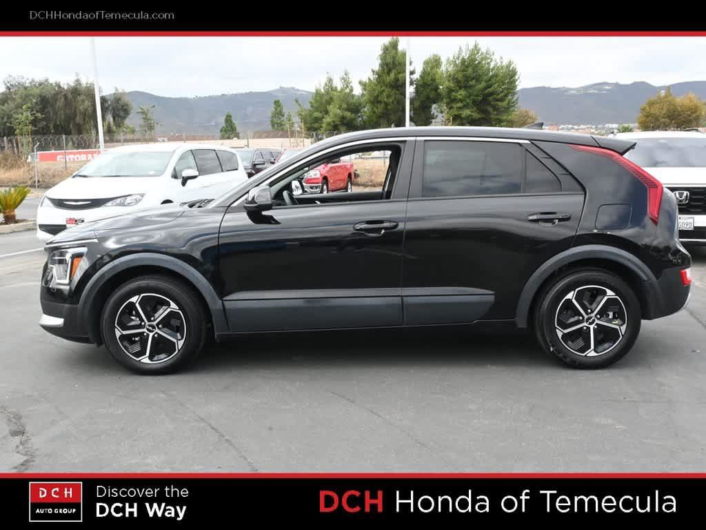 Used 2024 Kia Niro LX FWD image 4