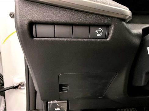 New 2026 Nissan Kicks SV image 26