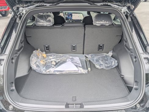 New 2026 Chevrolet Equinox EV LT image 30