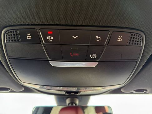 Used 2021 Mercedes-Benz C 300 4MATIC Sedan w/ AMG Line image 17