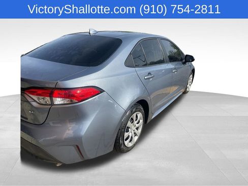 Used 2023 Toyota Corolla LE FWD image 5