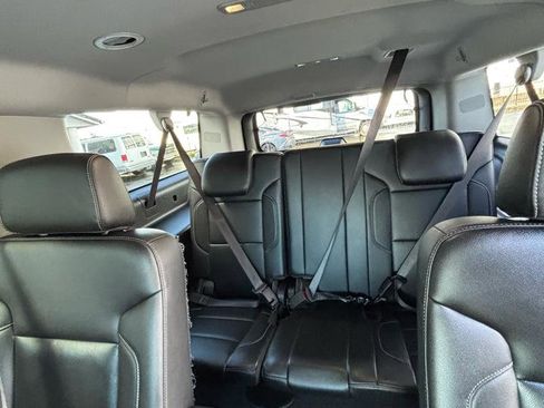 Used 2019 Chevrolet Suburban LT AWD/4WD image 26