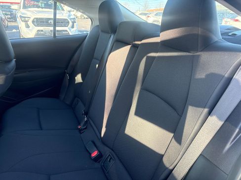 Used 2023 Toyota Corolla LE image 11