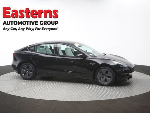 Used 2023 Tesla Model 3 Standard Range RWD image 33