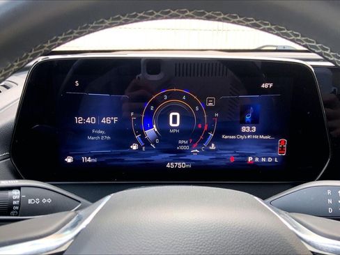 Used 2024 Chevrolet Traverse LT image 20