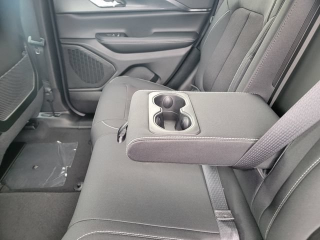 New 2026 Jeep Grand Cherokee Laredo X AWD/4WD image 31