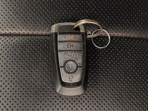 Used 2018 Ford Expedition Max XLT w/ Equipment Group 202A RWD image 32