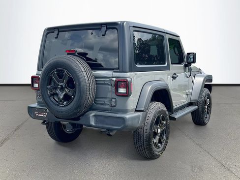 Used 2021 Jeep Wrangler Sport AWD/4WD image 7