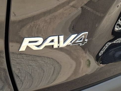 Used 2024 Toyota RAV4 XLE AWD/4WD image 29