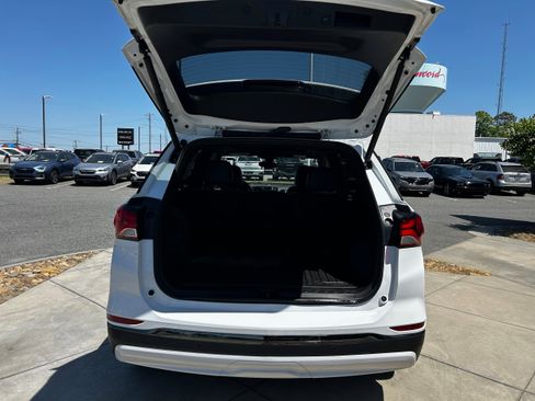 Used 2022 Chevrolet Equinox RS w/ RS Leather Package AWD/4WD image 5
