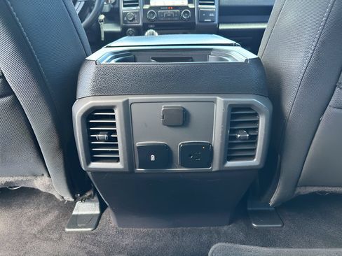 Used 2018 Ford F150 XLT w/ Equipment Group 302A Luxury AWD/4WD image 18