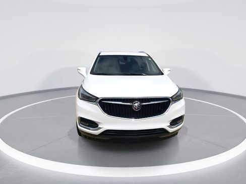 Used 2019 Buick Enclave Essence image 3