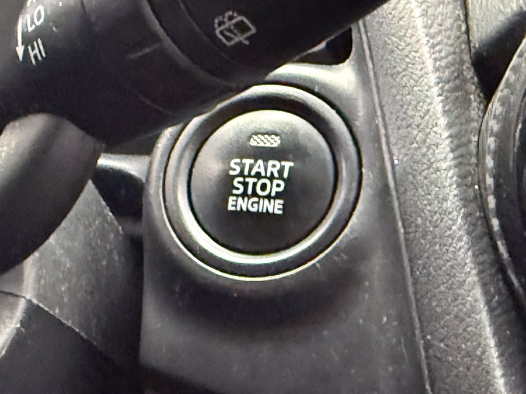 Used 2020 Toyota Yaris XLE FWD image 22