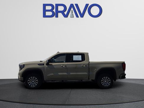 Used 2023 GMC Sierra 1500 AT4 w/ Technology Package AWD/4WD image 6